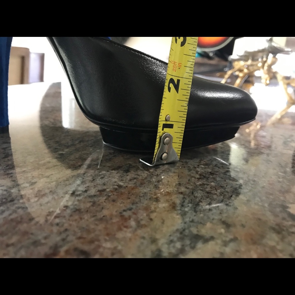 š¤GIFTš¤MQ By Alexander McQueen pump blue velvet - Picture 9 of 16